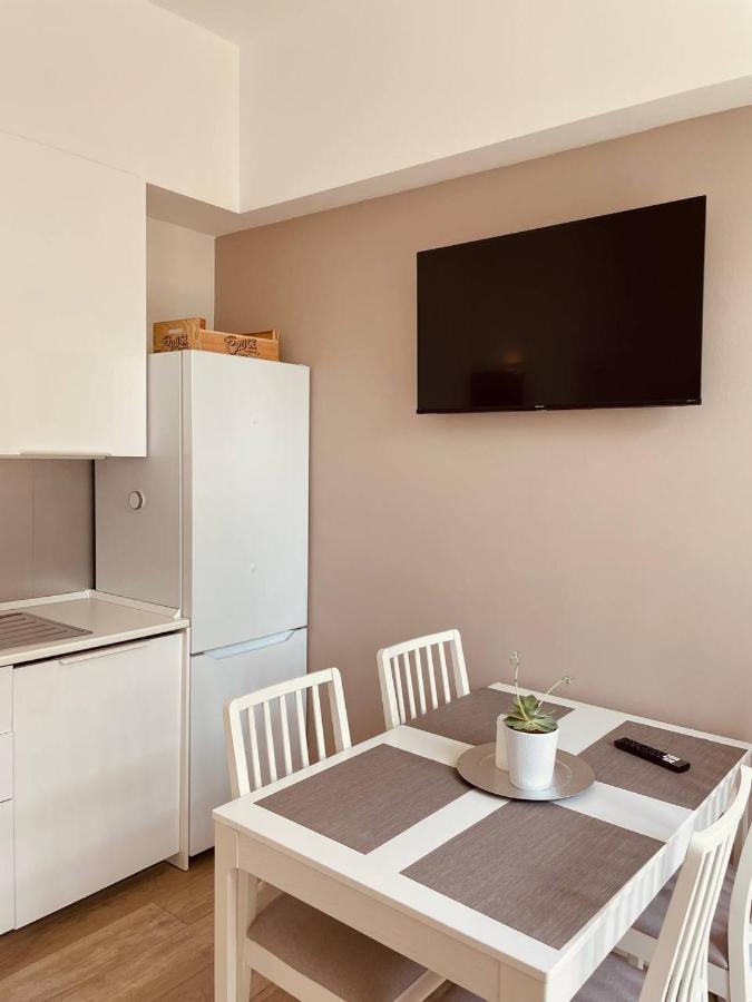 ヴェルバーニアCasa La Palmaアパートメント エクステリア 写真